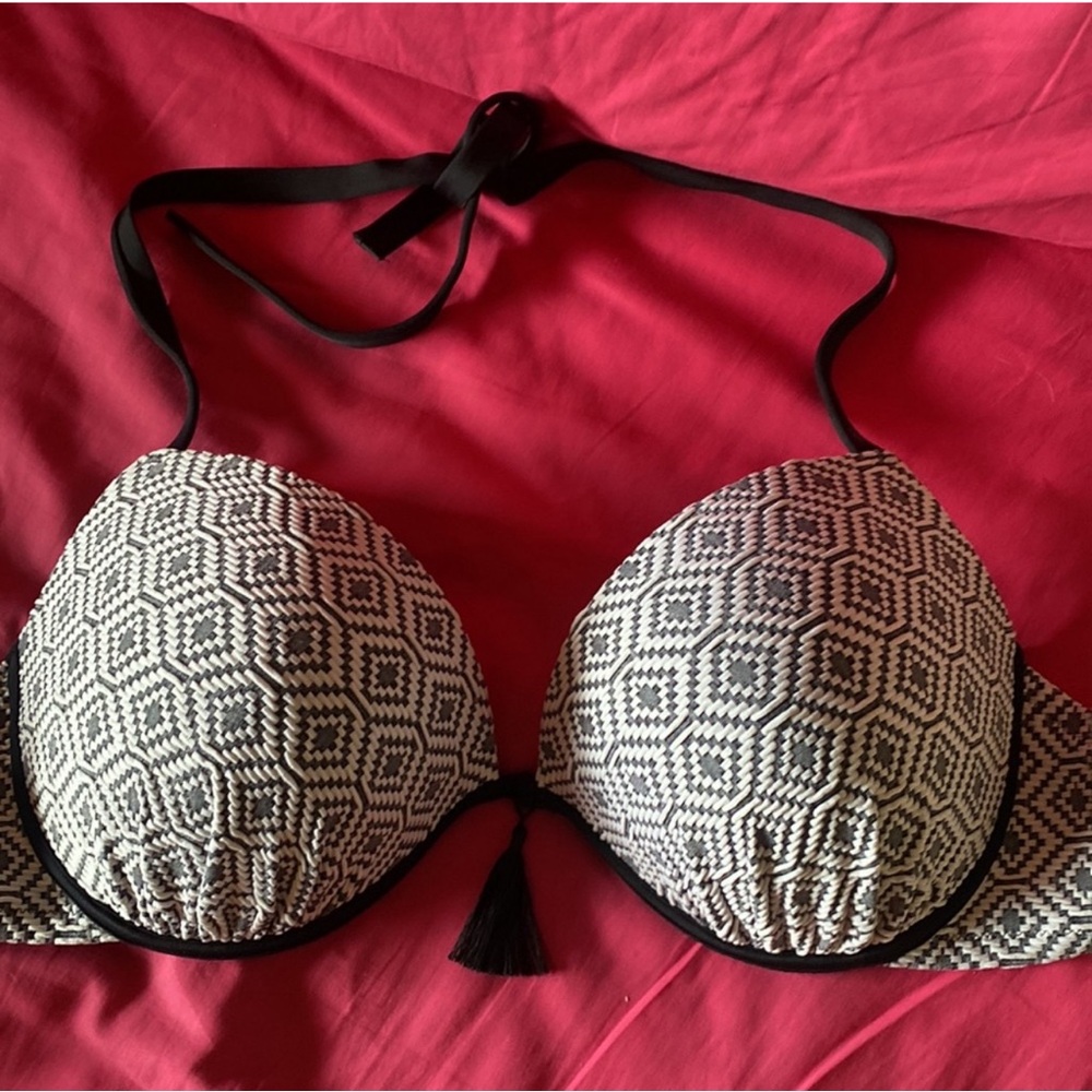 Shade Bundle 36DD Tie Neck Gold Clasp Back close Lightly Padded Top